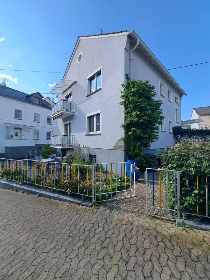 Ferienhaus Steigrhein Filsen Bagian luar foto