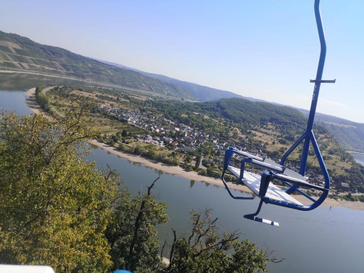 Ferienhaus Steigrhein Filsen Bagian luar foto