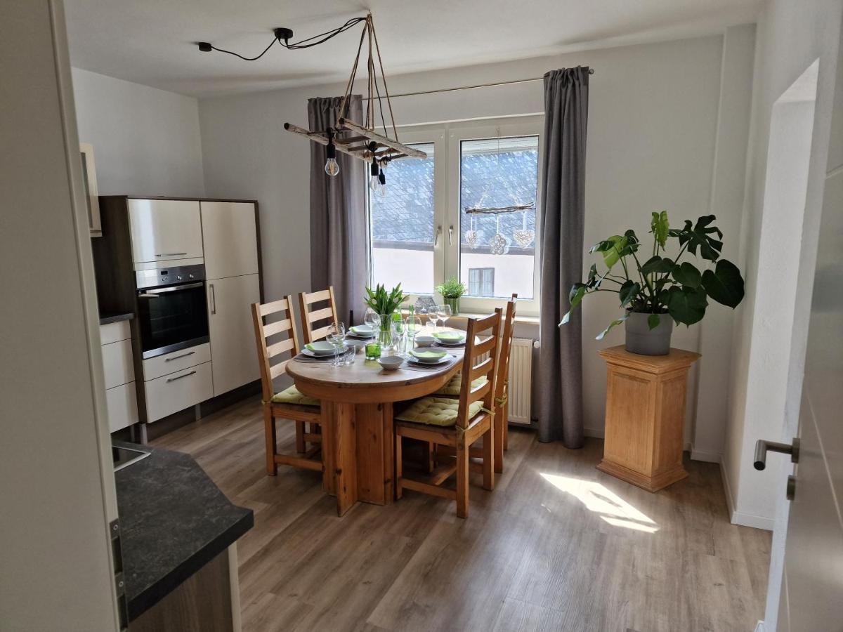 Ferienhaus Steigrhein Filsen Bagian luar foto