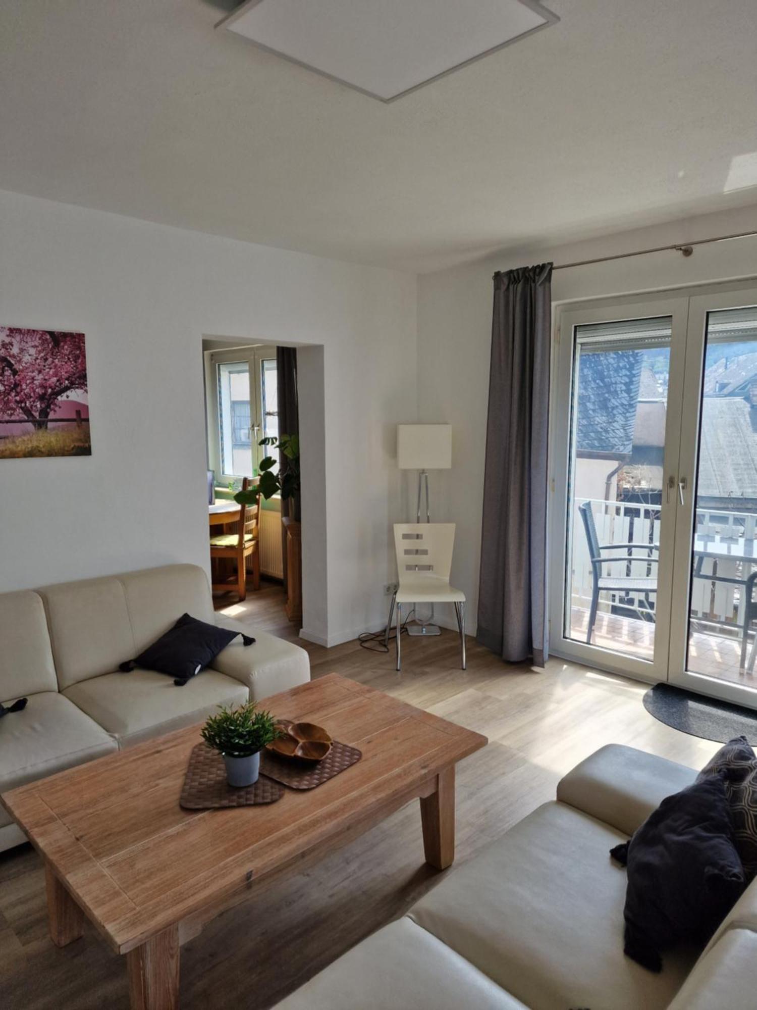Ferienhaus Steigrhein Filsen Bagian luar foto
